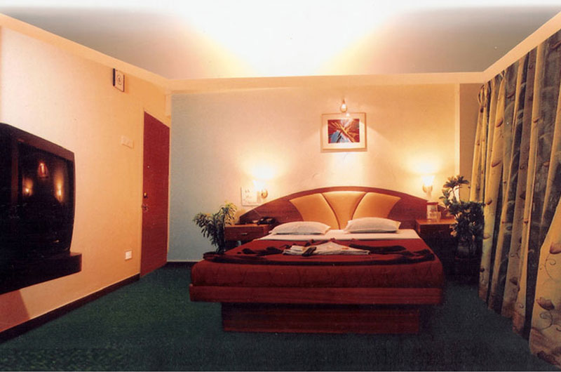 Hotel Radhika Palace-Executive Delux Non AC